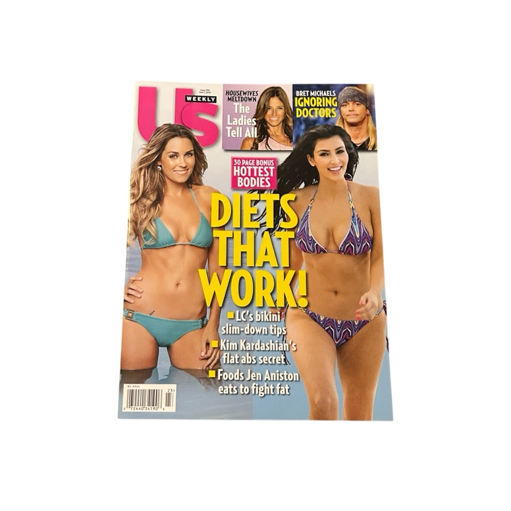 Us Weekly Magazine Lauren Conrad & Kim Kardashian Bikini Cover June 7, 2010